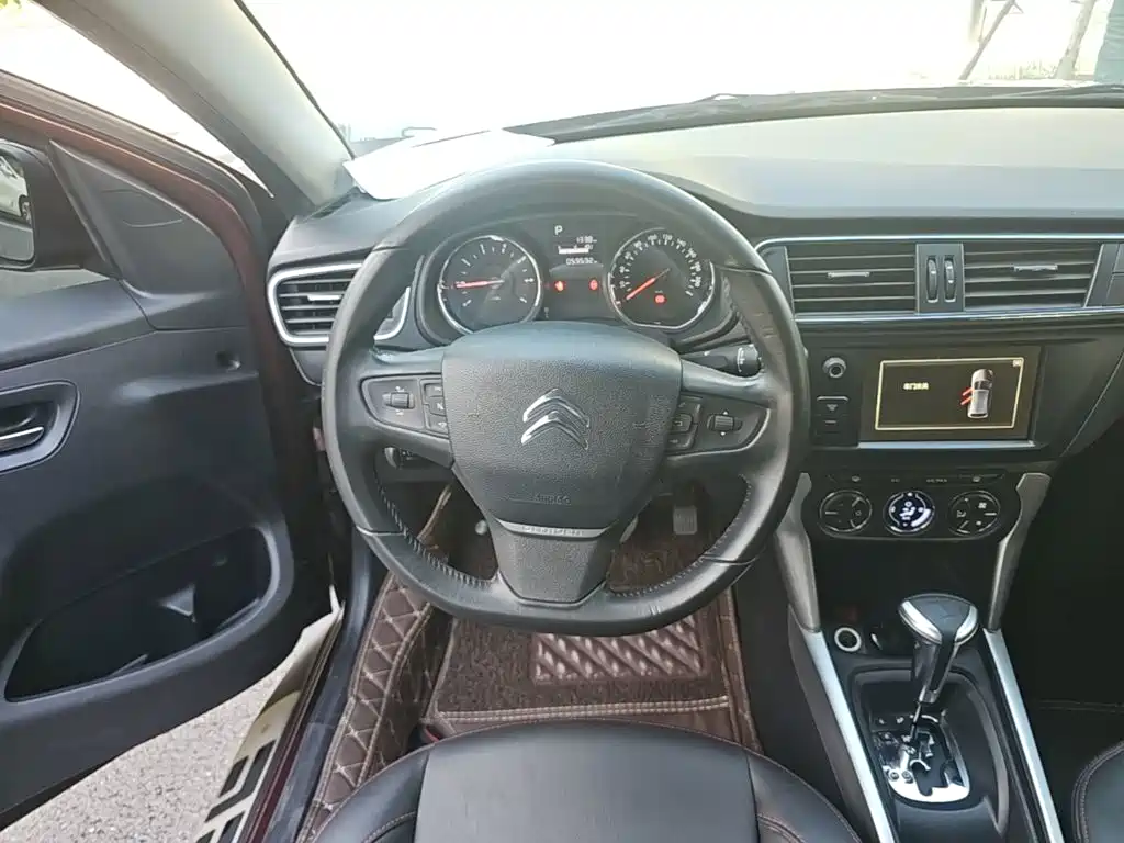 Citroen C3-XR 2015 — фото 11