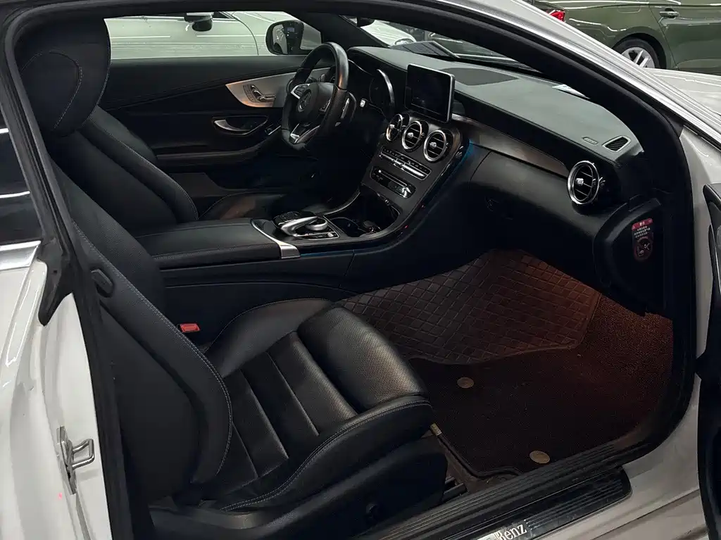 Mercedes-Benz C-Class 2018