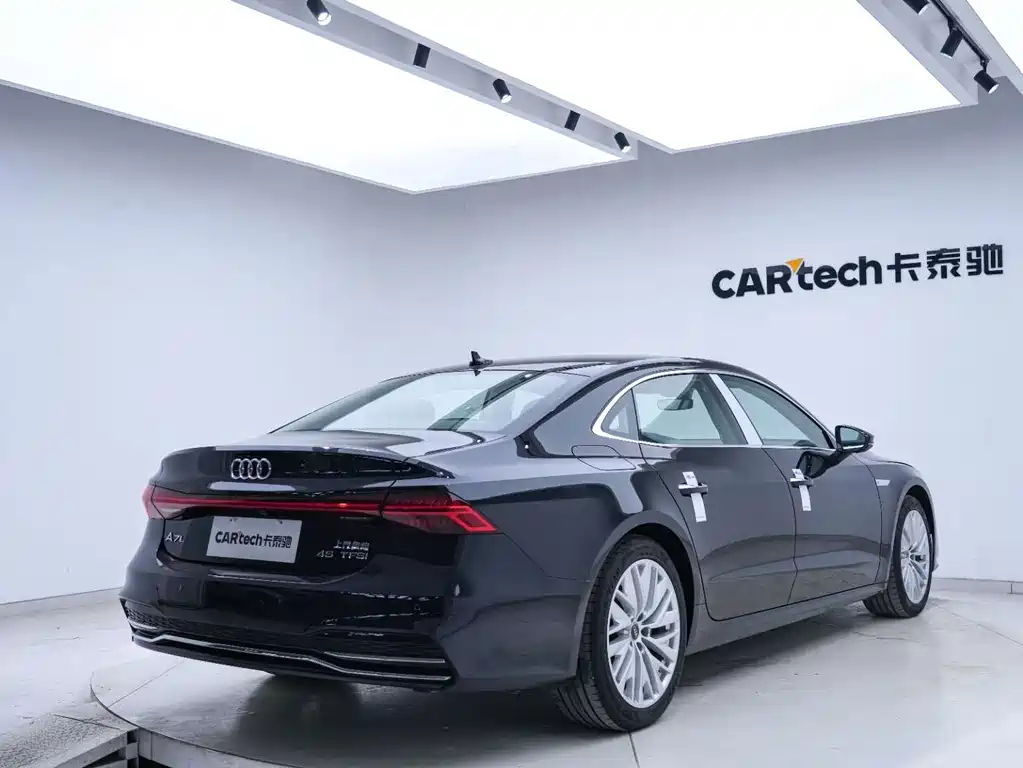 Audi A7L 2024 — фото 22