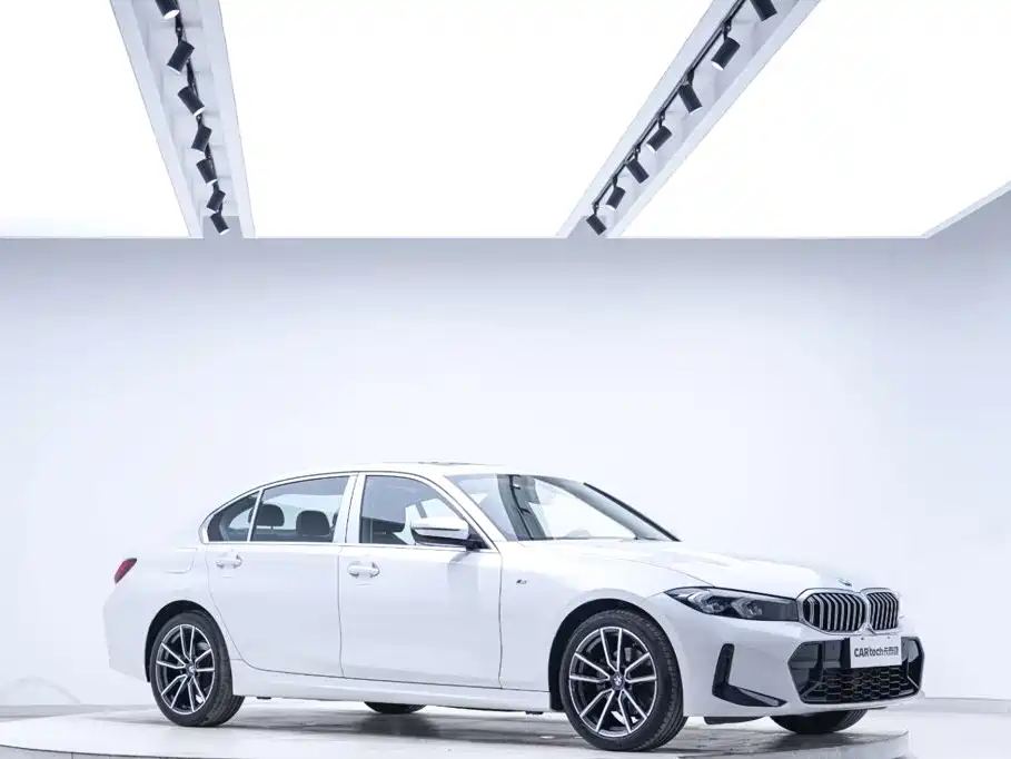 BMW 3 Series 2023 — фото 5