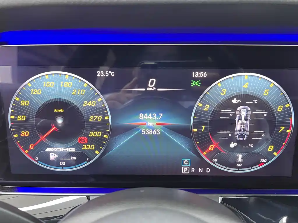 Mercedes-Benz AMG GT 2020 — фото 20