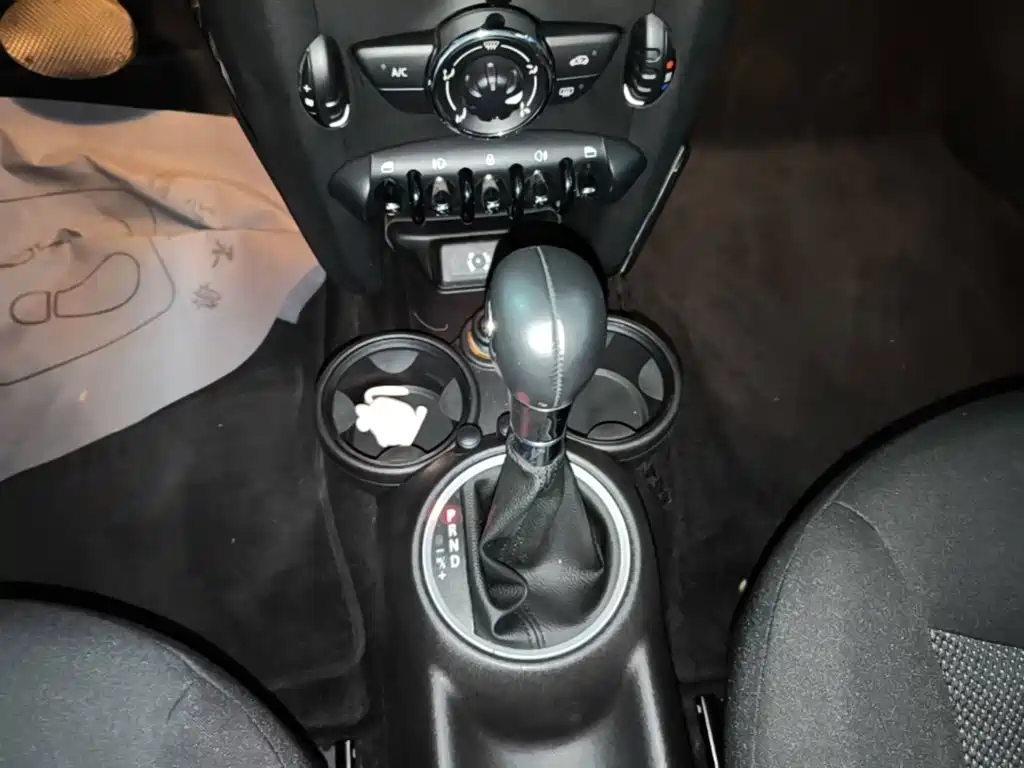 MINI Clubman 2015 — фото 14