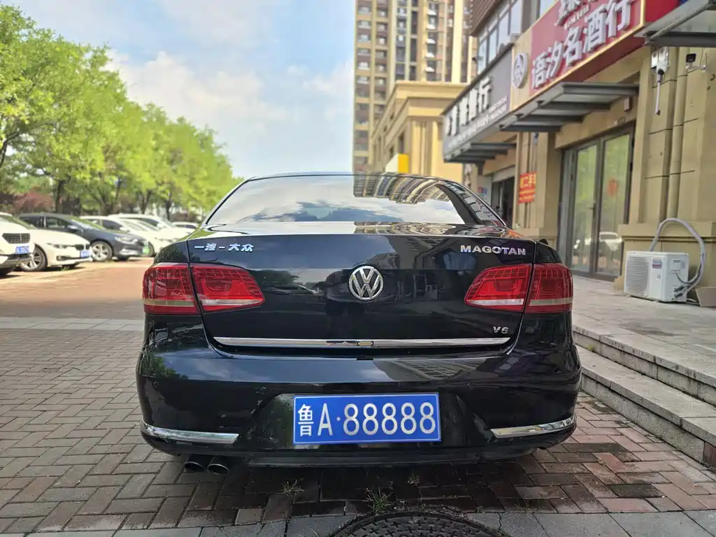 Volkswagen Magotan 2015