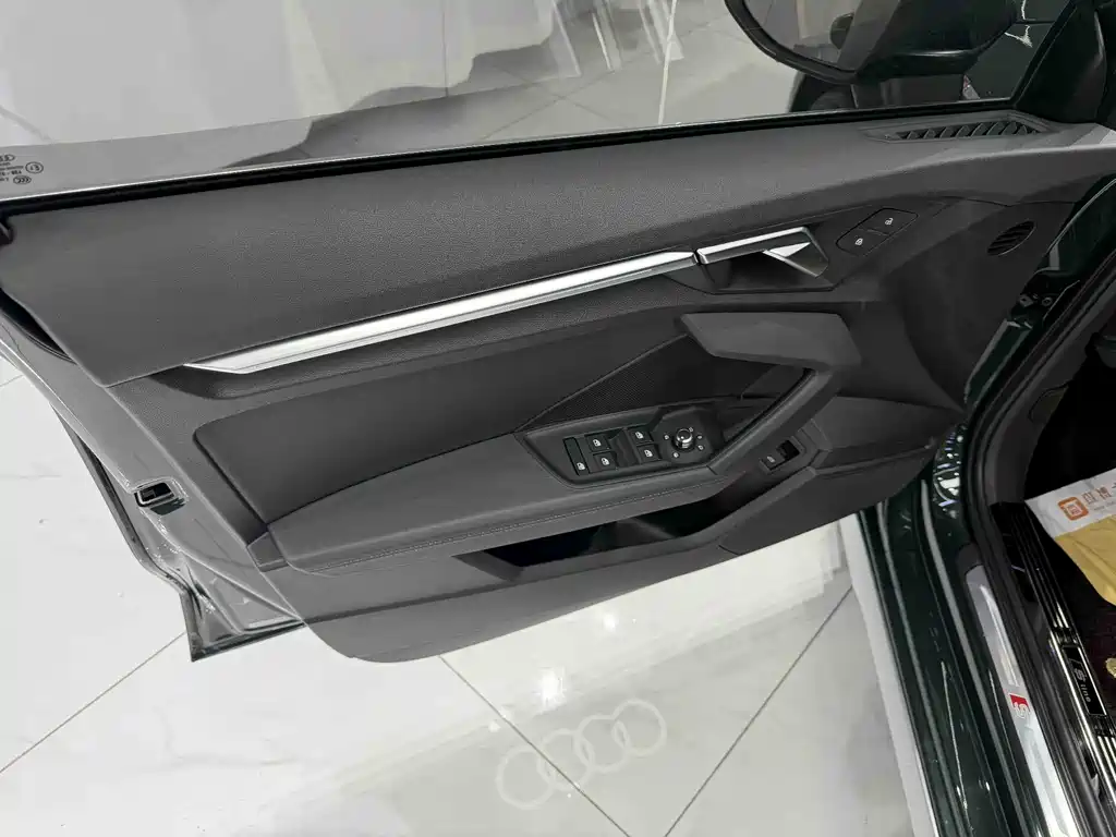 Audi A3 2022 — фото 17