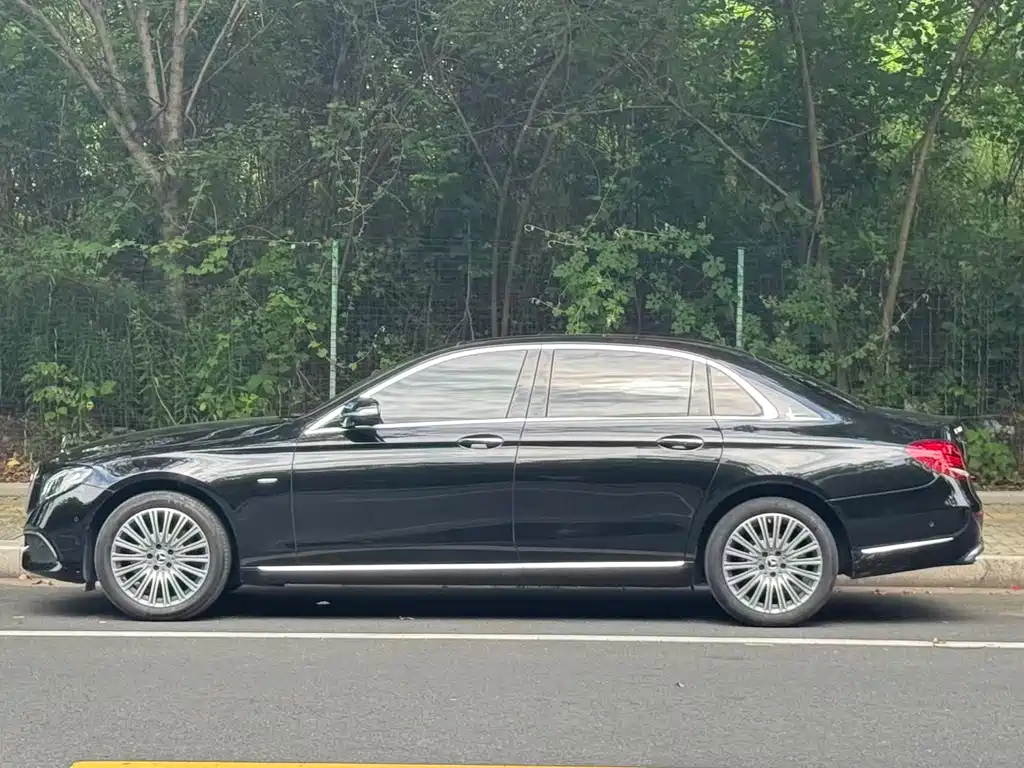 Mercedes-Benz E-Class 2020