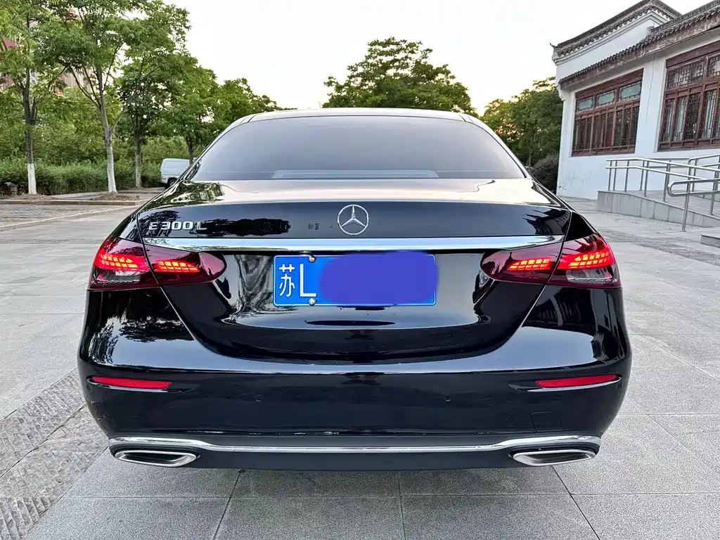 Mercedes-Benz E-Class 2021 — фото 4