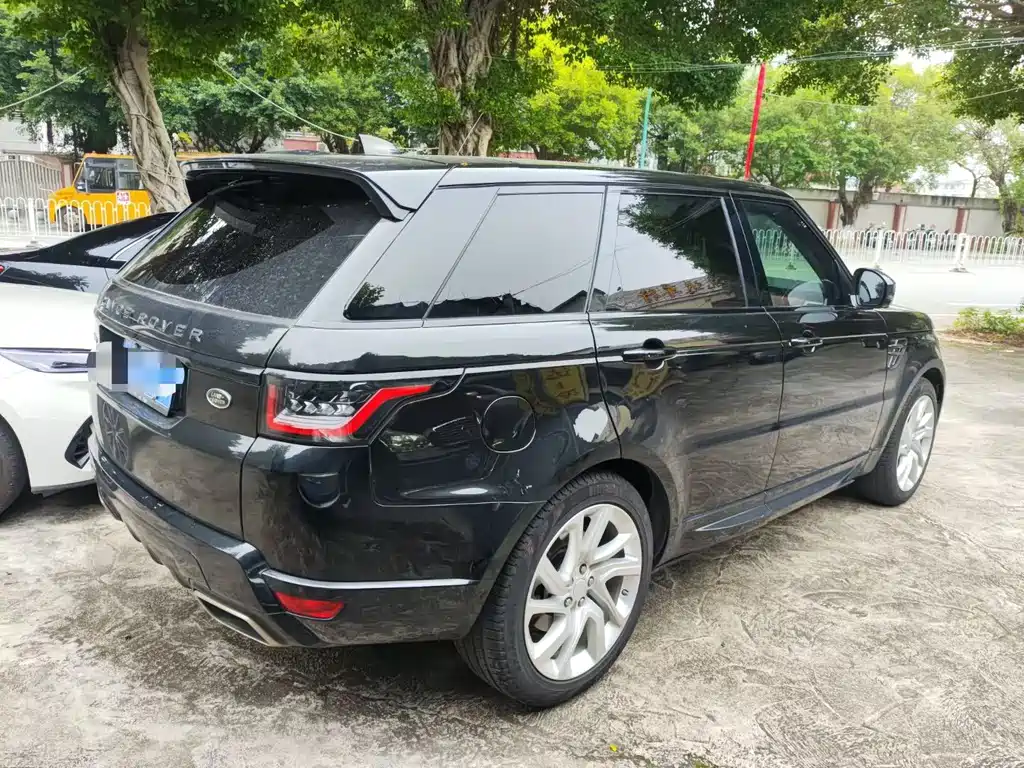 Land Rover Sport 2020 — фото 8
