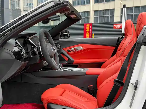 BMW Z4 2025