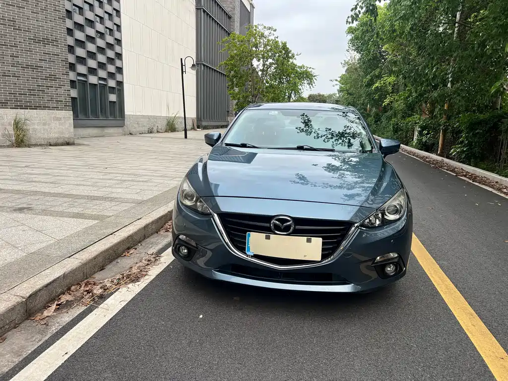 Mazda 3 Angkesela 2016