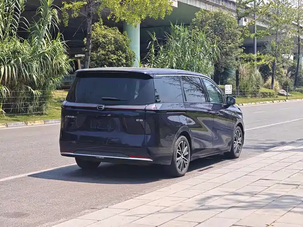 GAC Trumpchi E8 PHEV 2023
