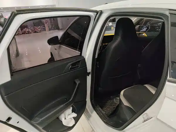 Volkswagen Polo 2023