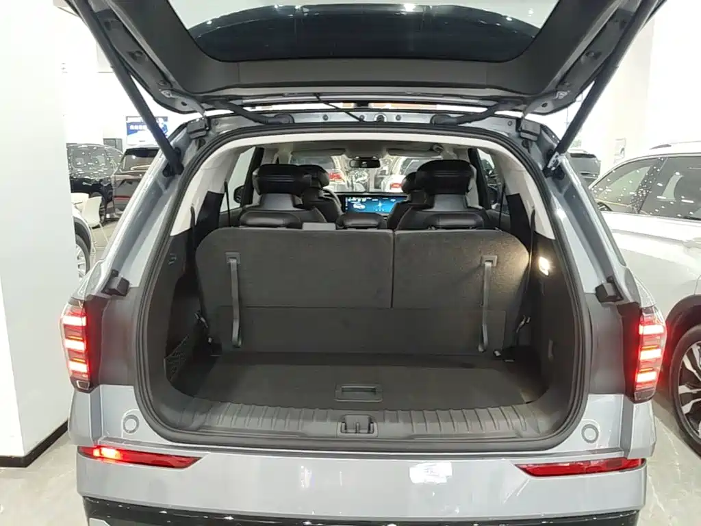 Ford Edge 2025 — фото 19