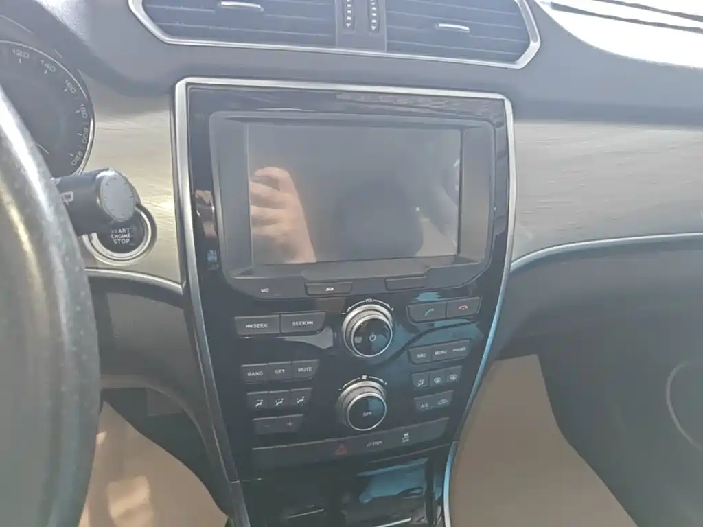 Haval H2 2018 — фото 13