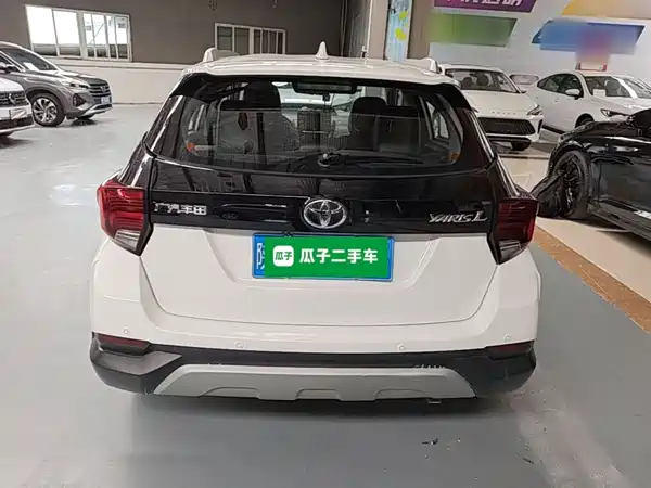 Toyota Yaris L 2020