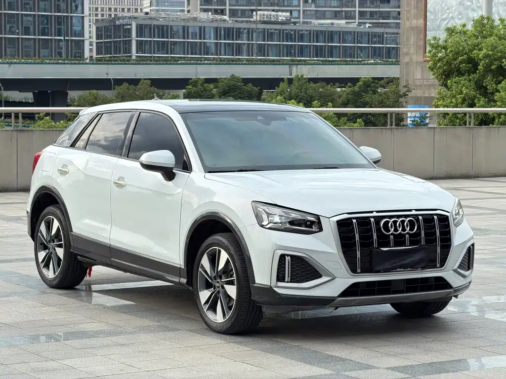 Audi Q2L 2022