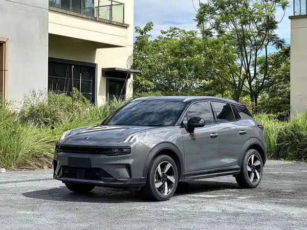 Lynk & Co 06 2020