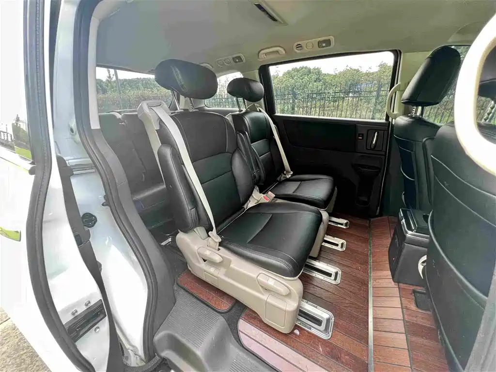 Honda Odyssey 2016 — фото 14