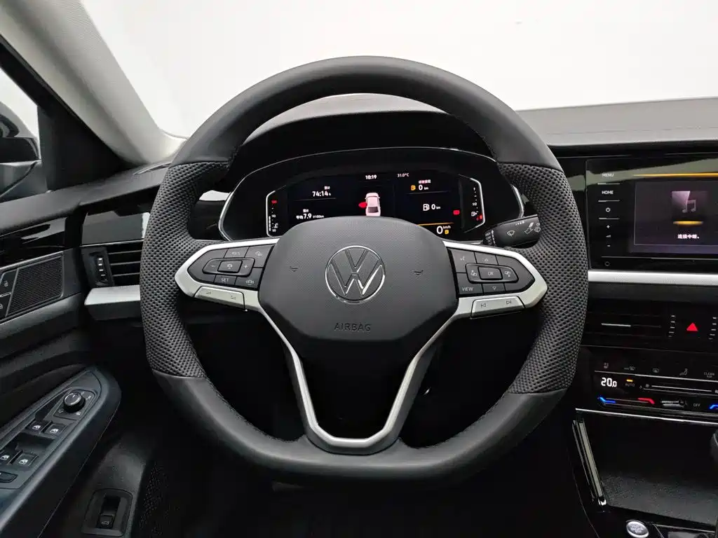 Volkswagen Passat 2025 — фото 11