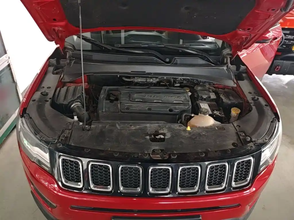 Jeep Compass 2017 — фото 20