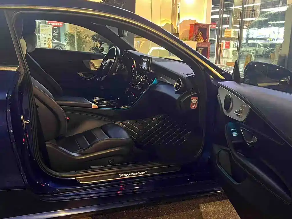 Mercedes-Benz C-Class 2018