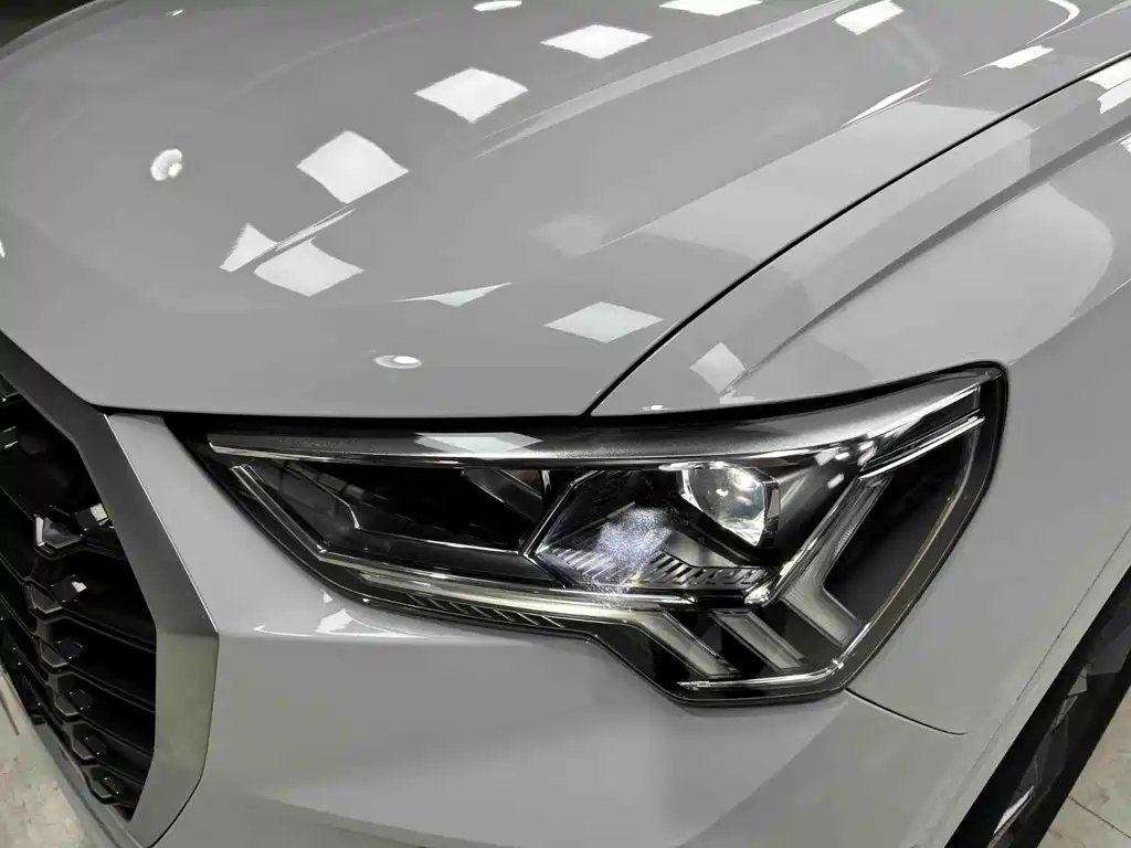 Audi Q3 2023 — фото 18