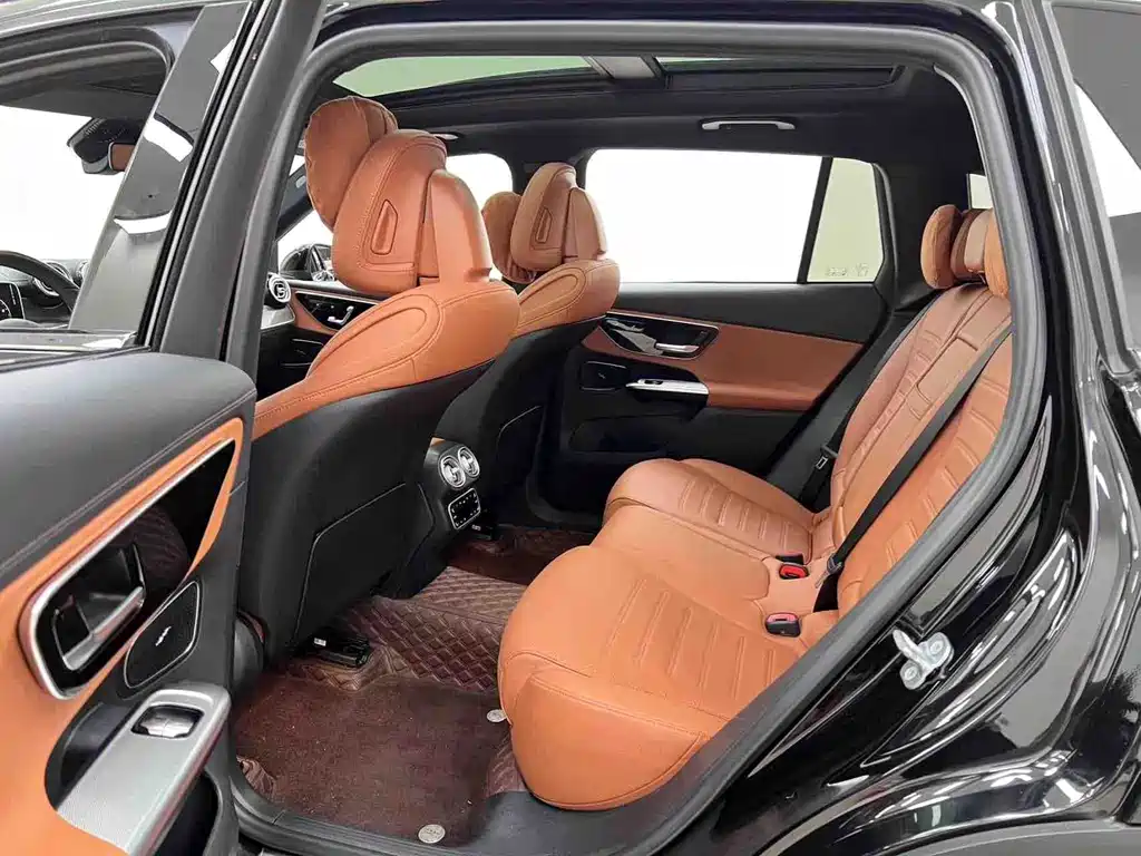 Mercedes-Benz GLC 2023 — фото 11