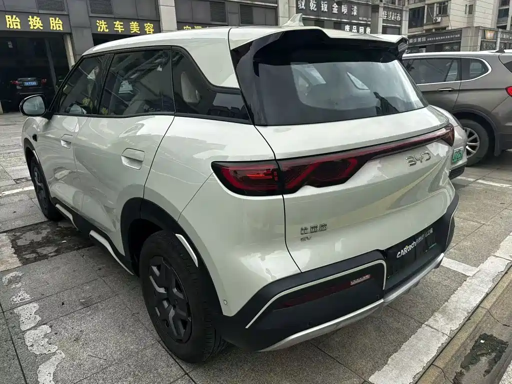 BYD Yuan UP 2025