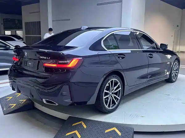 BMW 3 Series 2023