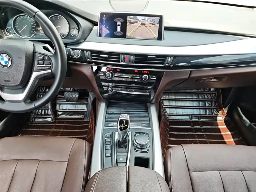BMW X5 2018 — фото 17