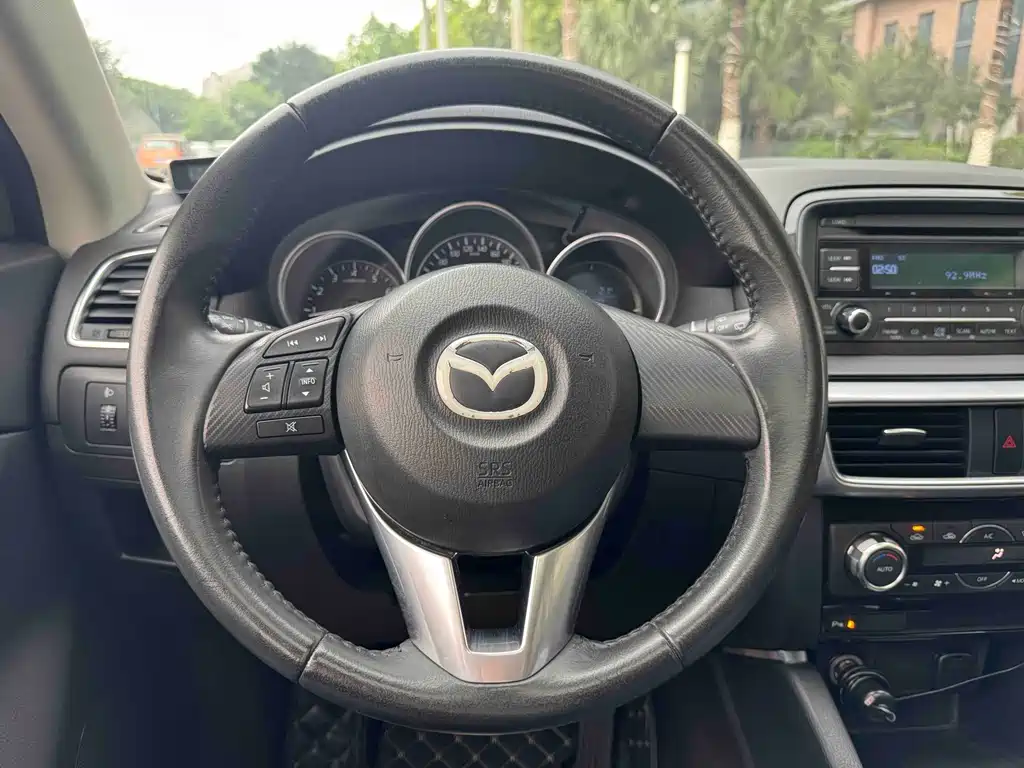 Mazda CX-5 2017 — фото 11