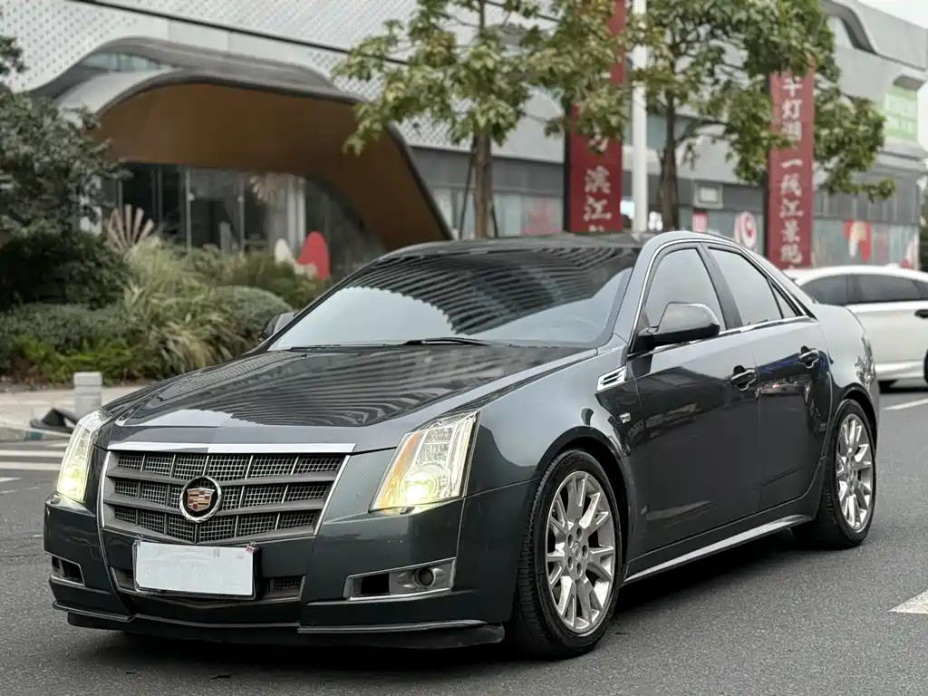 Cadillac CTS 2011 — фото 1