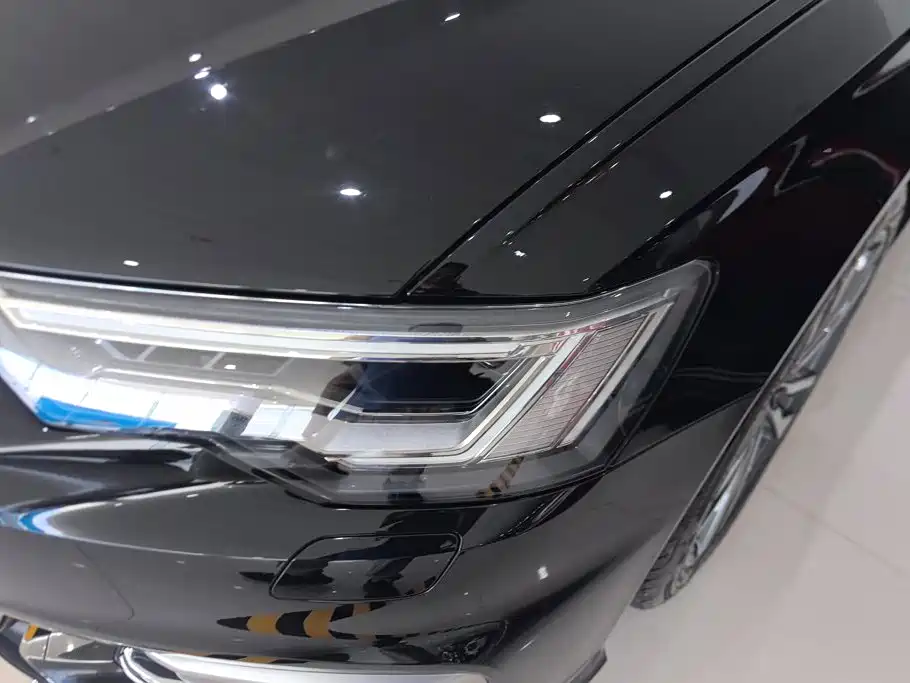 Audi A6L 2024