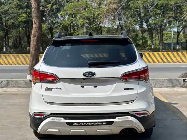 Hyundai Santa Fe 2013