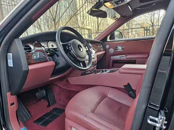 Rolls-Royce Ghost 2014