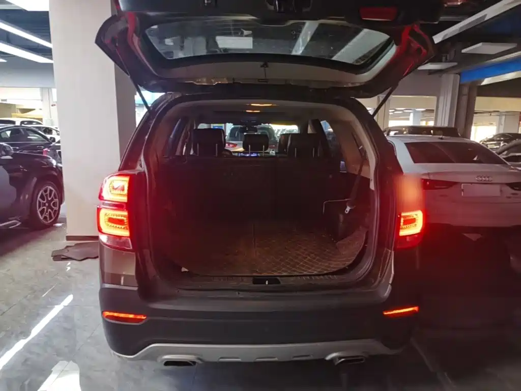 Chevrolet Captiva 2016 — фото 19