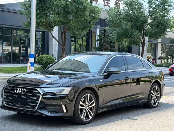 Audi A6L 2022
