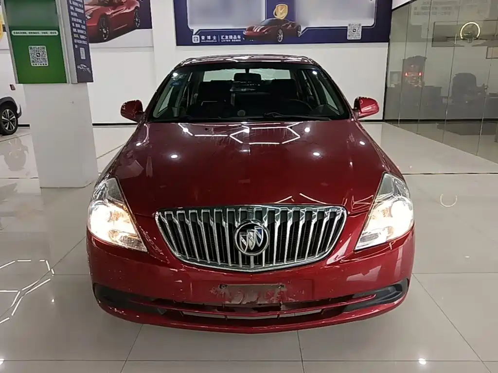 Buick Excelle 2015 — фото 3