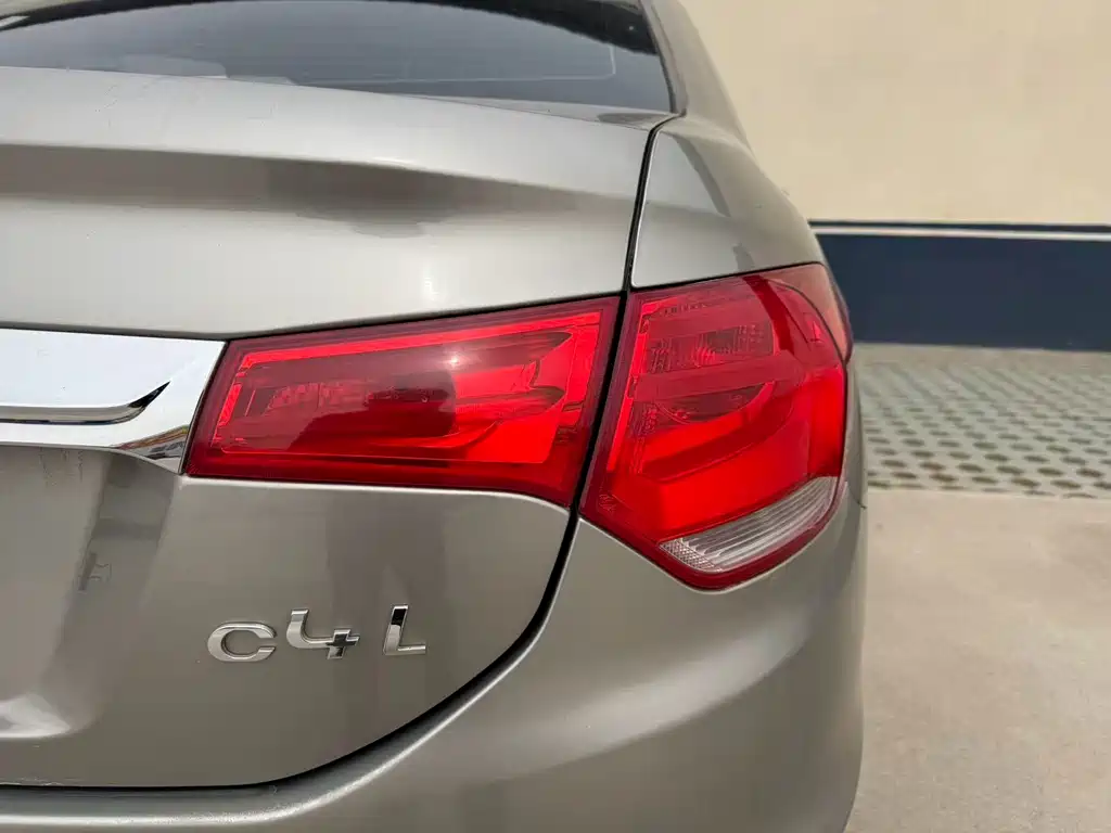 Citroen C4L 2014 — фото 16