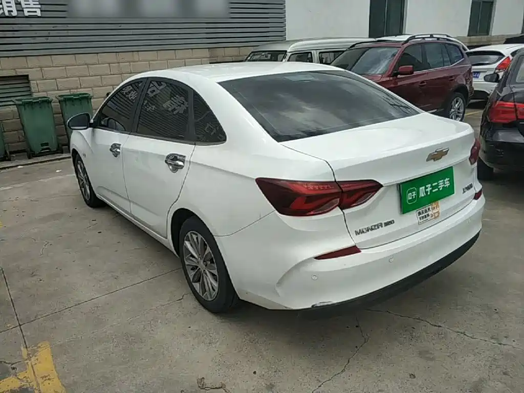 Chevrolet Cruze 2021