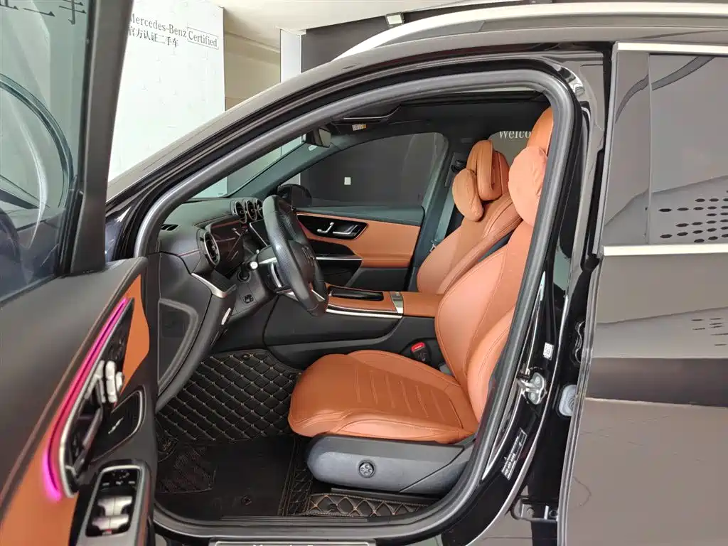 Mercedes-Benz GLC 2023