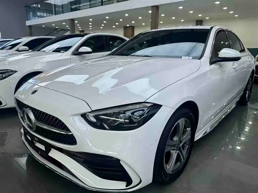 Mercedes-Benz C-Class 2022