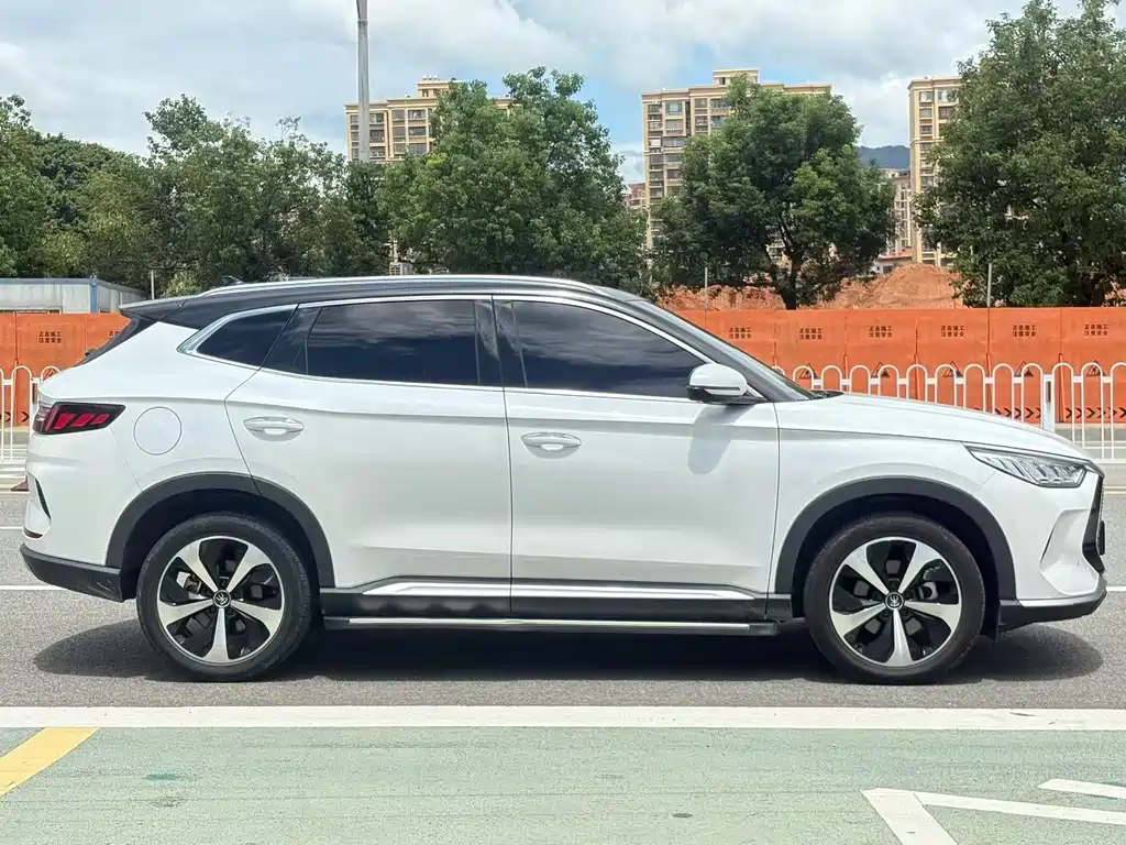 BYD Song PLUS New Energy 2021 — фото 4