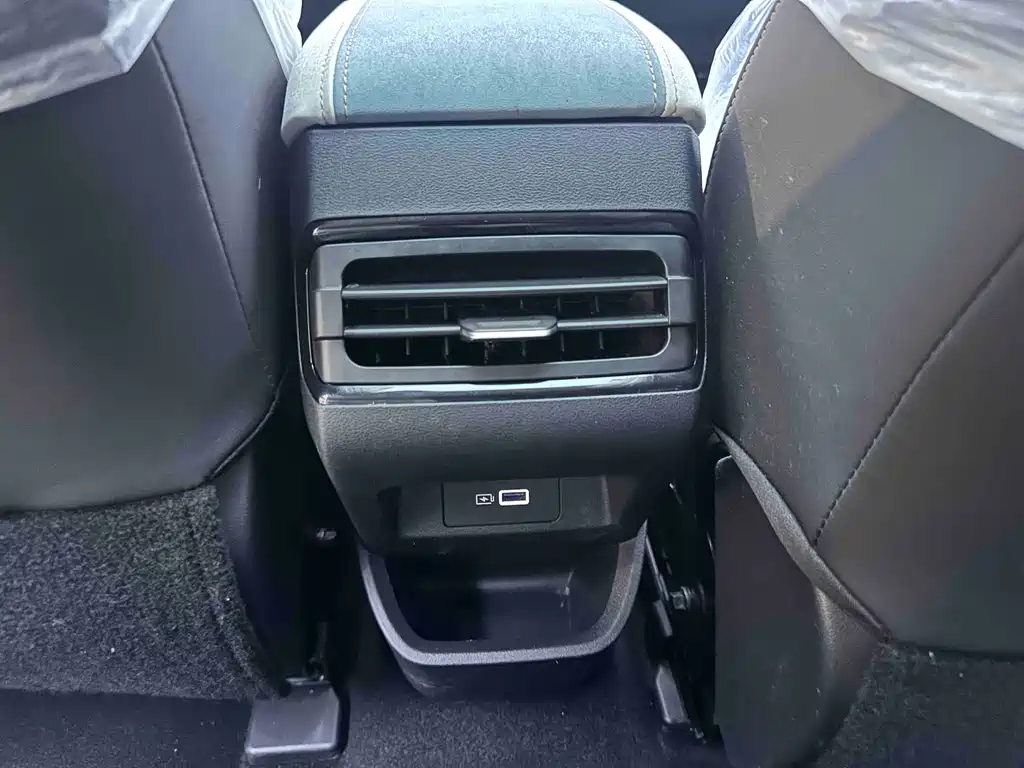 Geely Emgrand S 2023 — фото 18