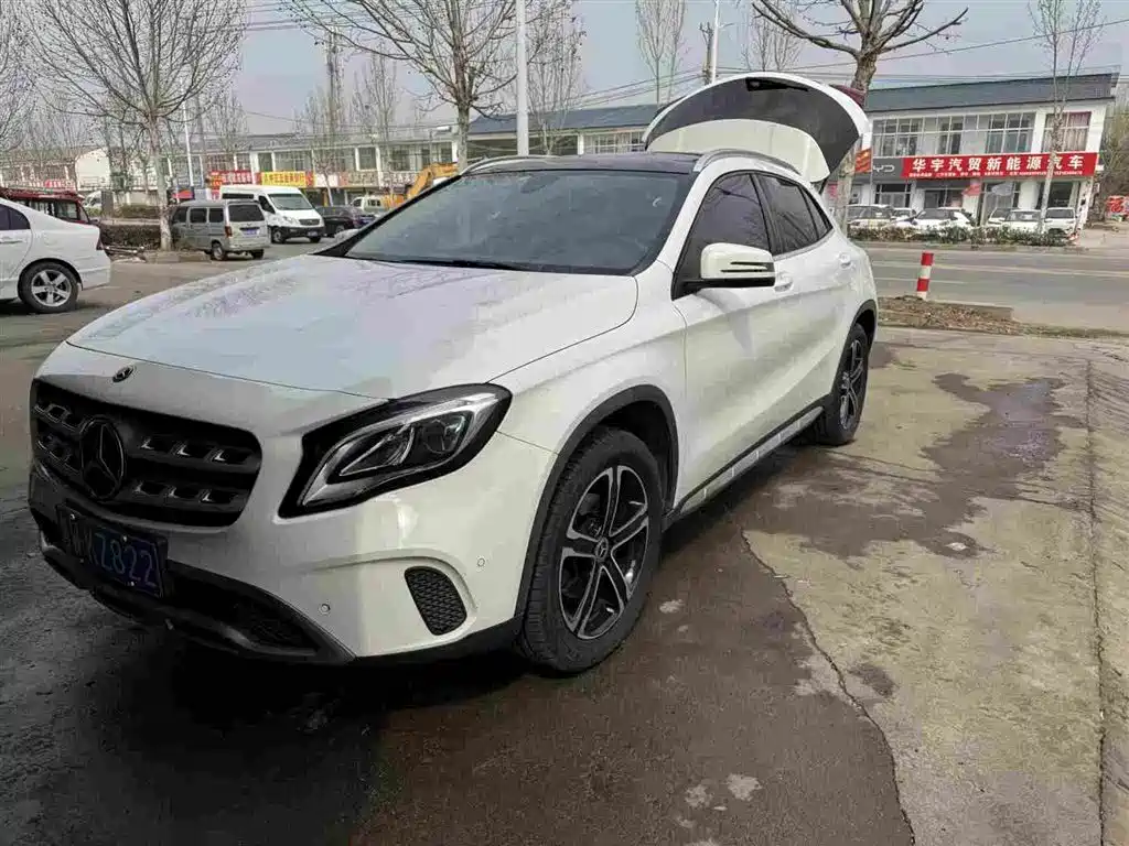 Mercedes-Benz GLA 2018 — фото 1