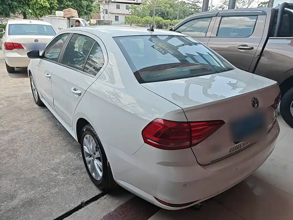 Volkswagen Lavida 2016