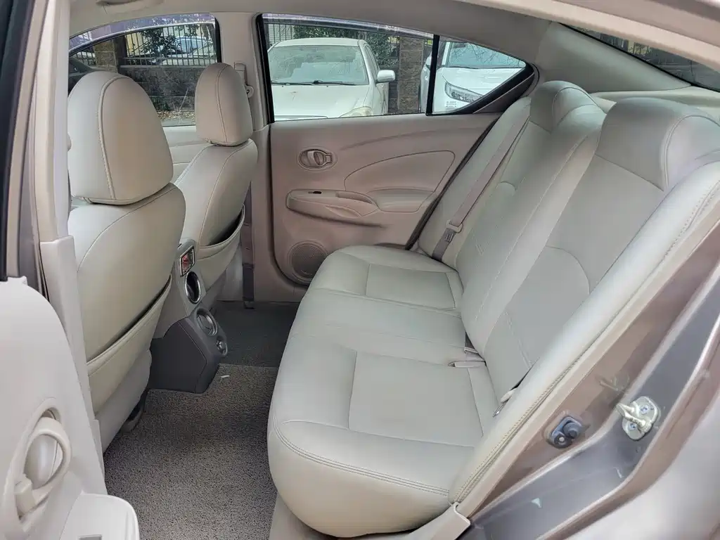 Nissan Sunny 2013 — фото 16