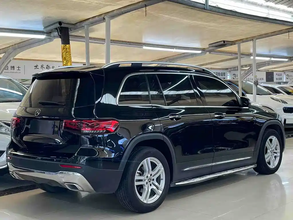 Mercedes-Benz GLB 2023 — фото 13