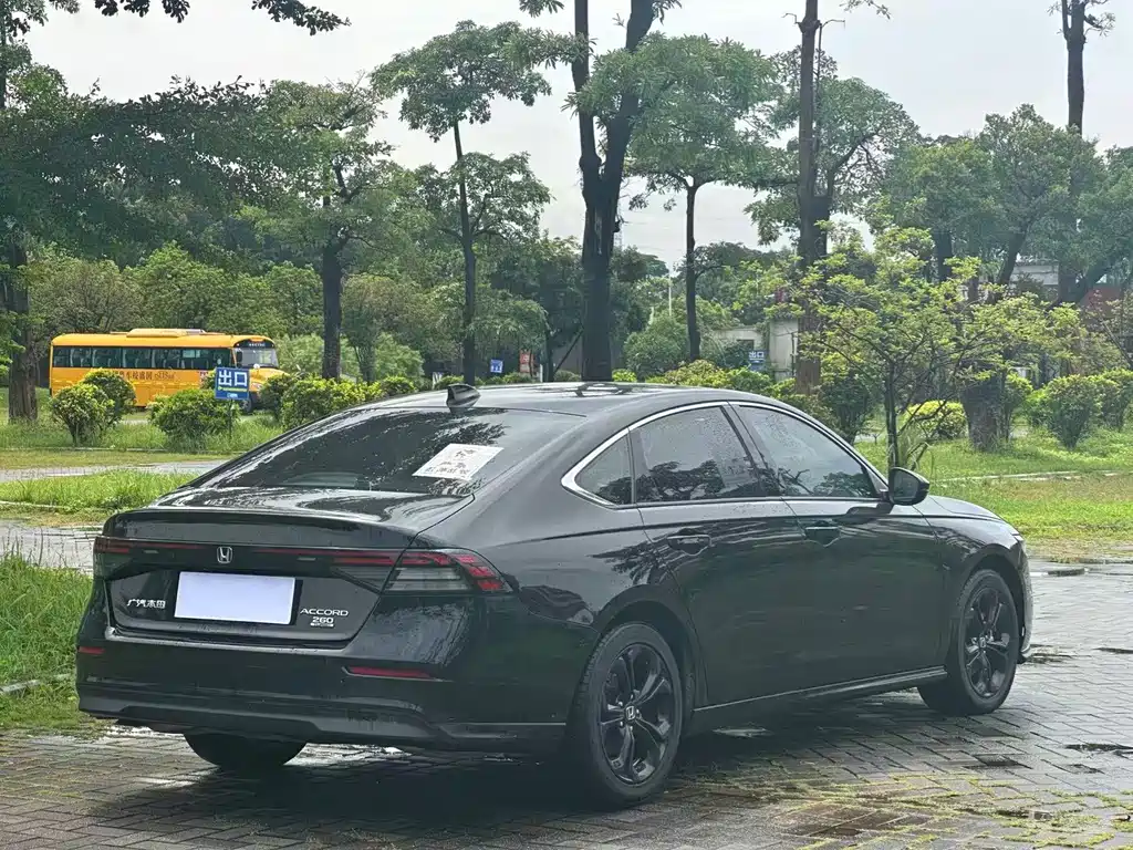 Honda Accord 2025 — фото 11