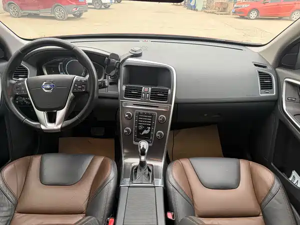 Volvo XC60 2014