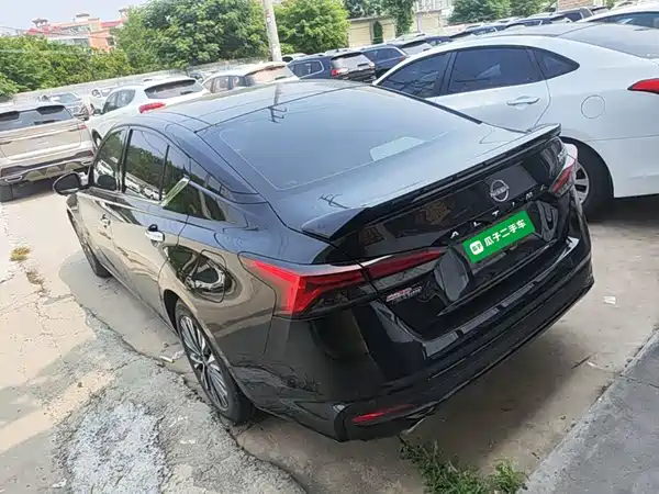 Nissan Teana 2024